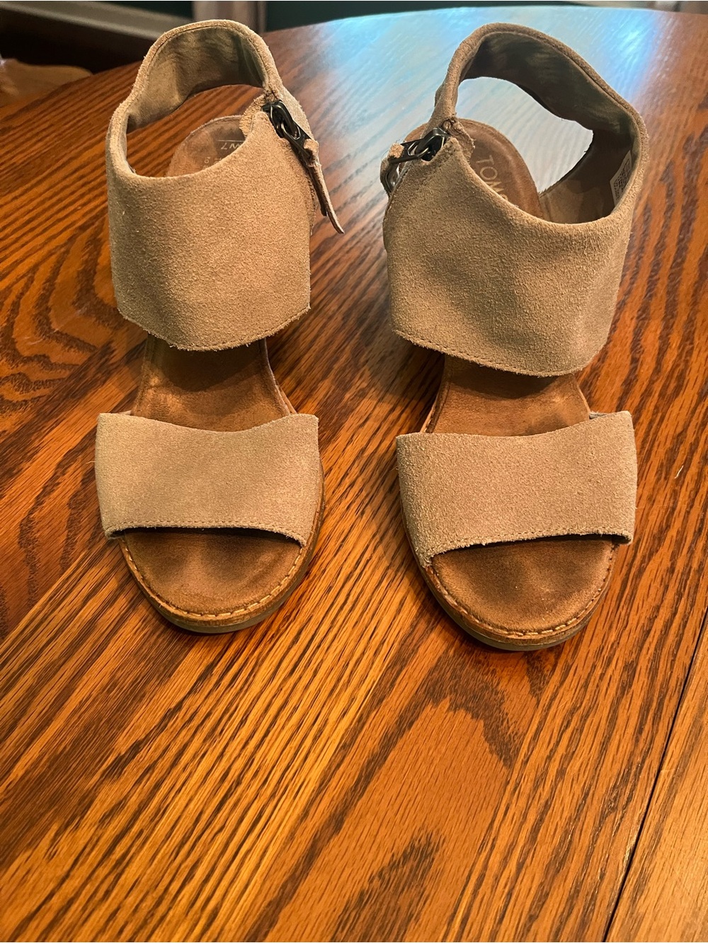 Toms Majorca Cutout Block Heel Sandals in Desert Taupe Suede